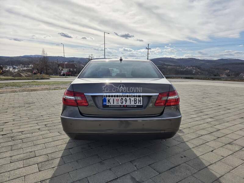 Mercedes Benz E 250 