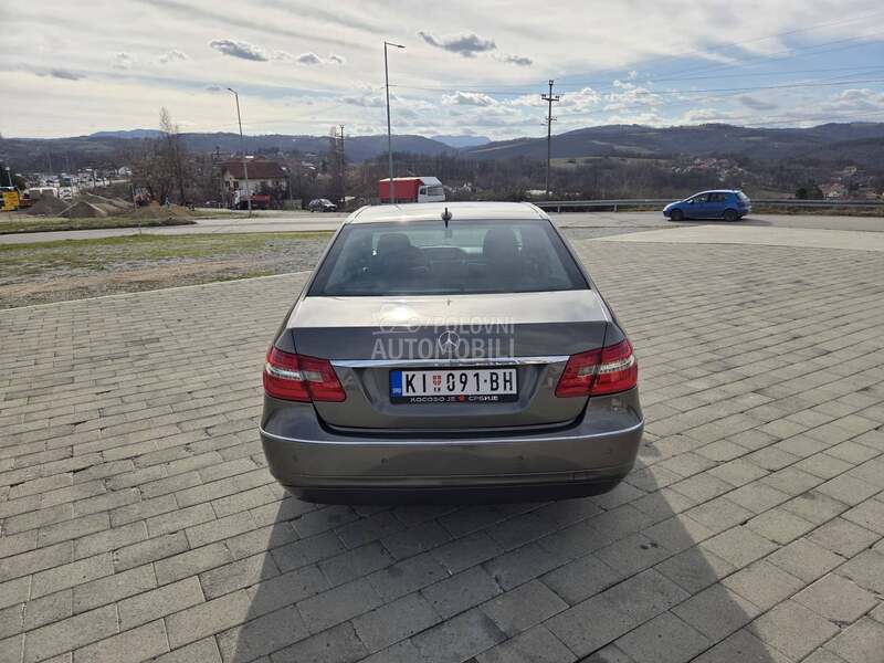 Mercedes Benz E 250 