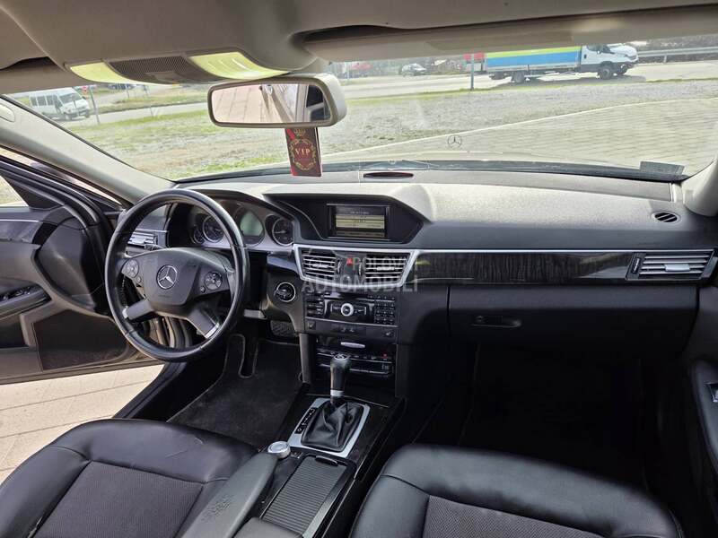 Mercedes Benz E 250 