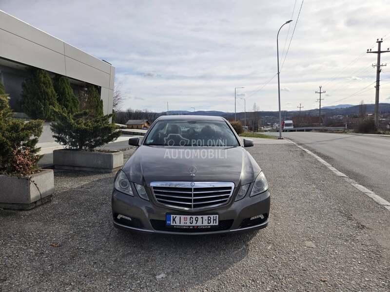 Mercedes Benz E 250 