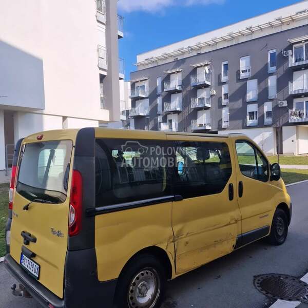 Renault Trafic 2.0