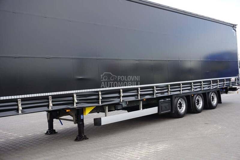 Schmitz Cargobull / DOM2055