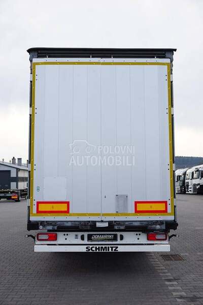 Schmitz Cargobull / DOM2055