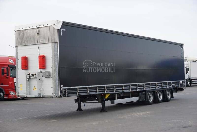 Schmitz Cargobull / DOM2055