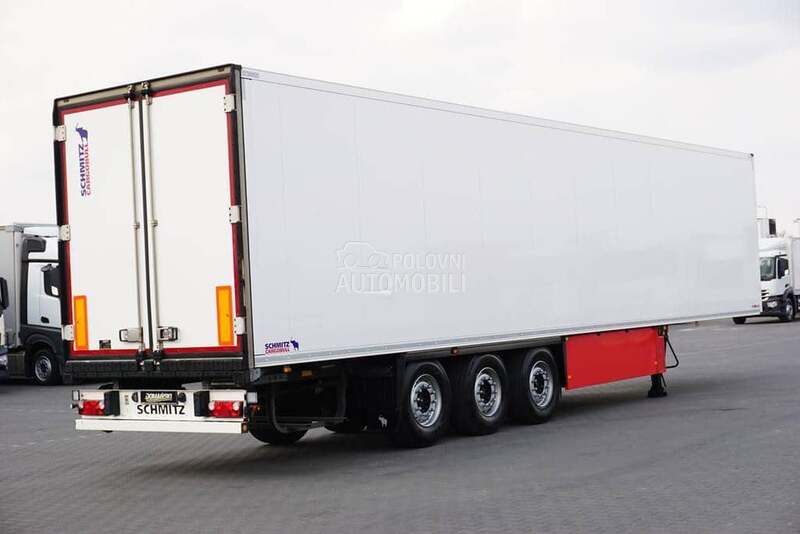Schmitz Cargobull / DOM2058