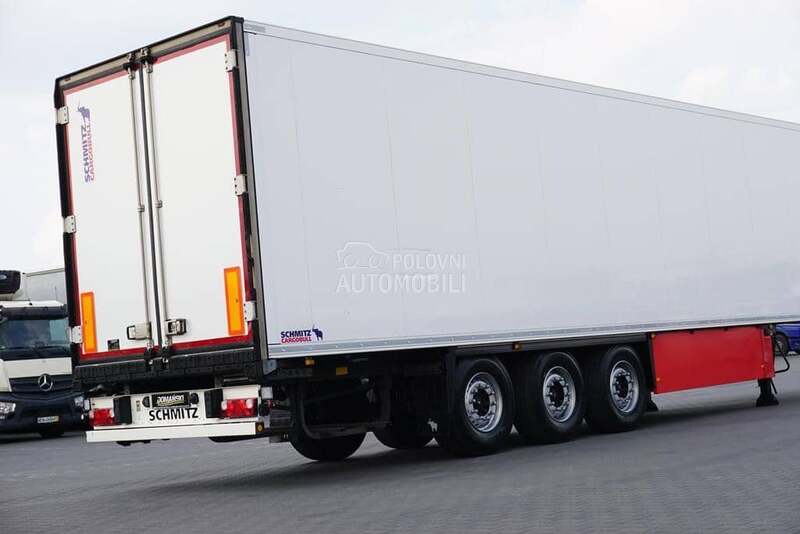 Schmitz Cargobull / DOM2058