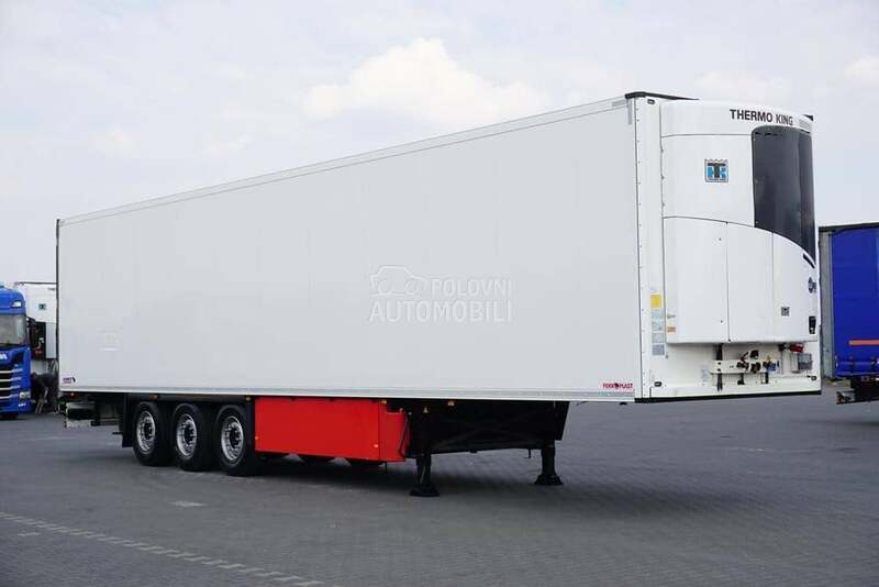 Schmitz Cargobull / DOM2058