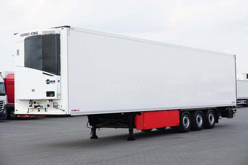 Schmitz Cargobull / DOM2058