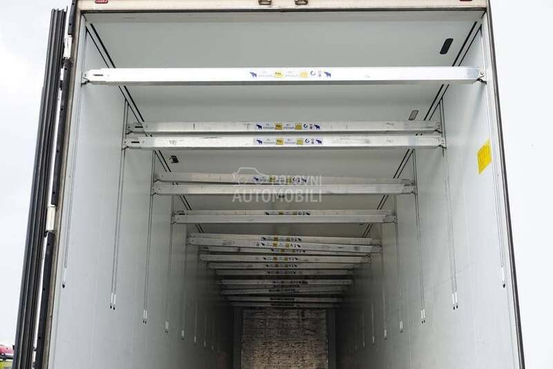 Schmitz Cargobull / DOM2058