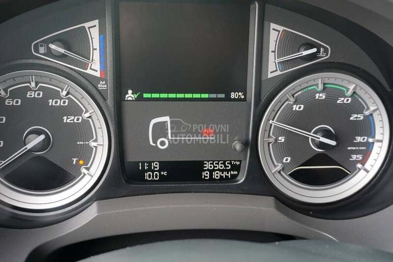 DAF LF 260 / kran / DOM2063