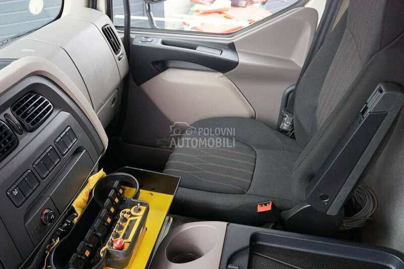 DAF LF 260 / kran / DOM2063