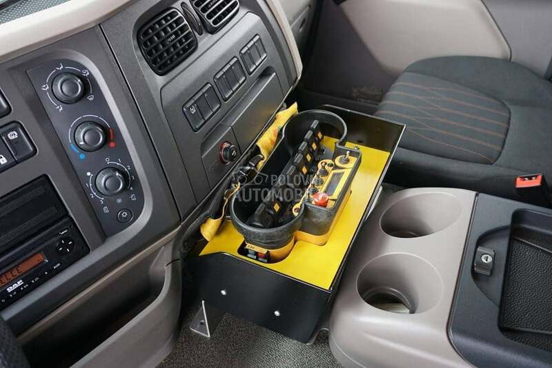 DAF LF 260 / kran / DOM2063