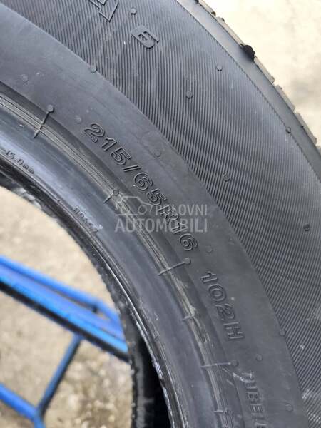 Bridgestone 215/65 R16 Letnja