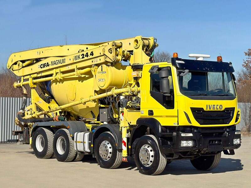 Iveco TRAKKER / LUS1201