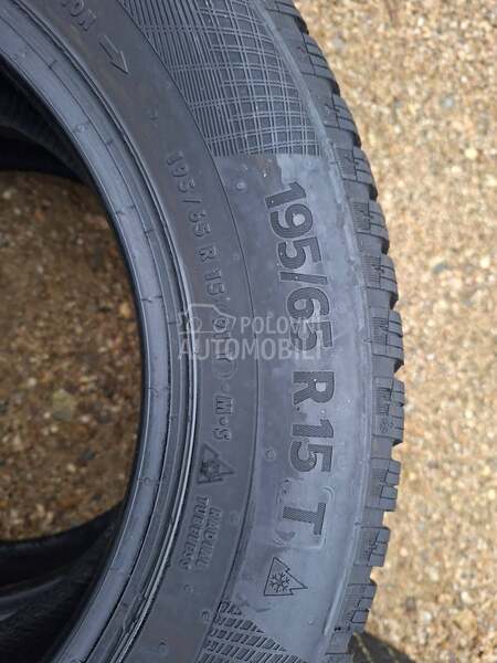 Continental 195/65 R15 Zimska