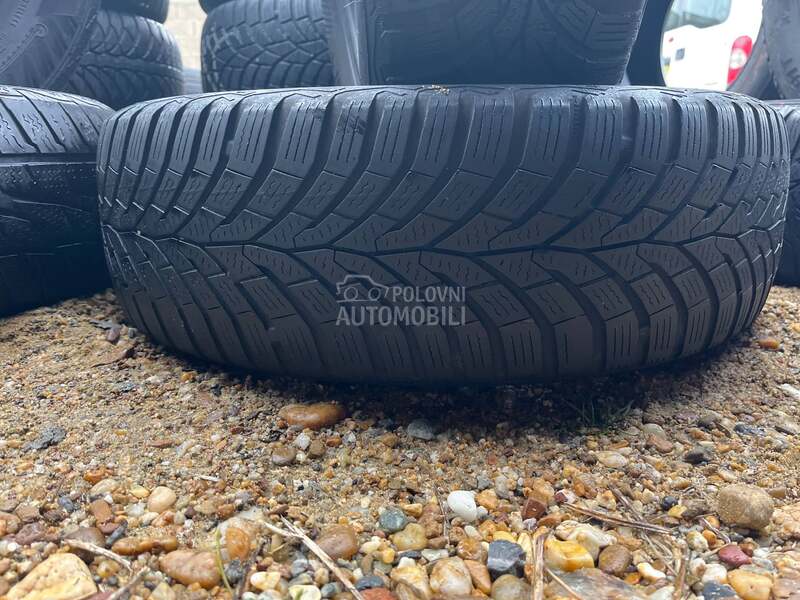 Continental 195/65 R15 Zimska