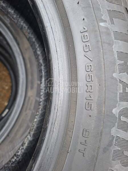 Goodyear 195/55 R15 Zimska