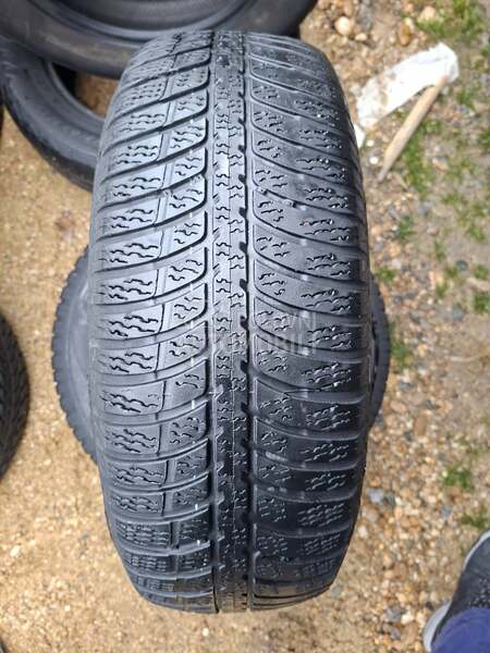 Kumho 195/65 R15 Zimska