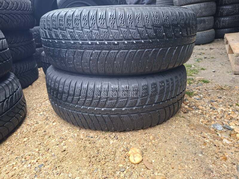 Kumho 195/65 R15 Zimska