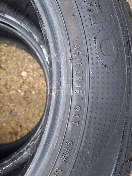Kumho 195/65 R15 Zimska