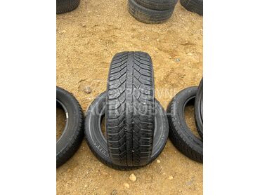 Semperit 185/60 R15 Zimska