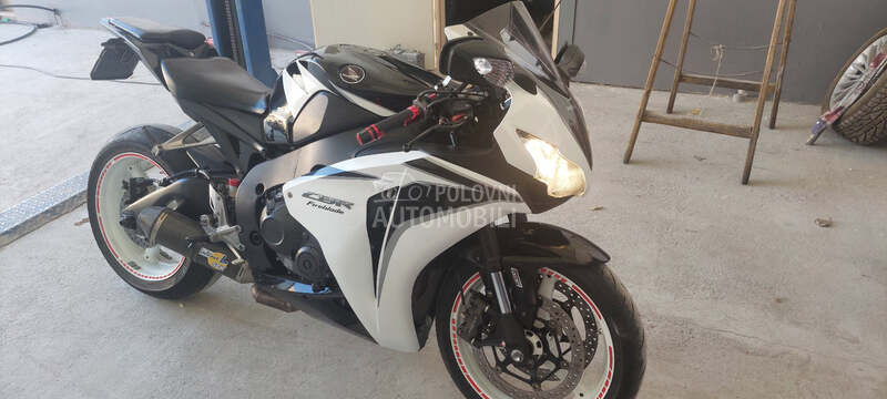 Honda cbr 1000rr