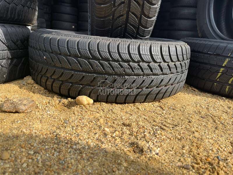 Sava 185/60 R15 Zimska