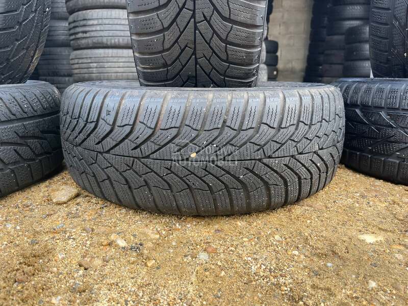 Kumho 185/55 R15 Zimska