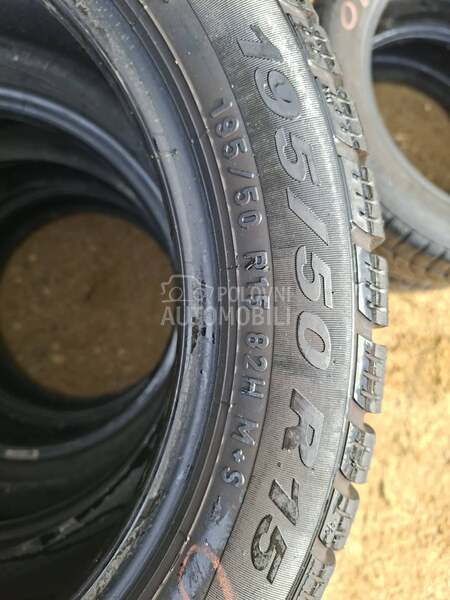 Pirelli 195/50 R15 Zimska