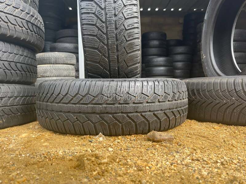 Semperit 165/60 R15 Zimska