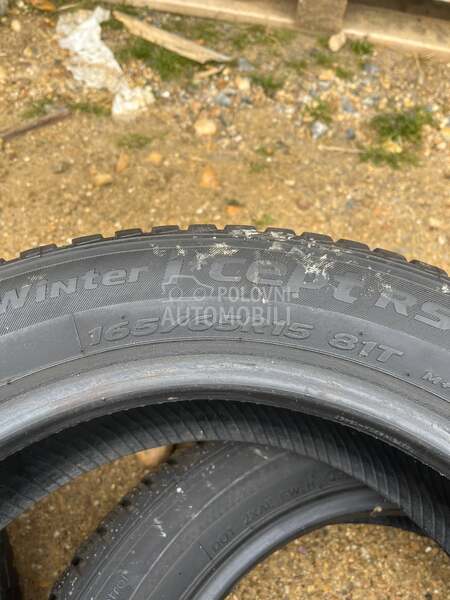 Hankook 165/65 R15 Zimska
