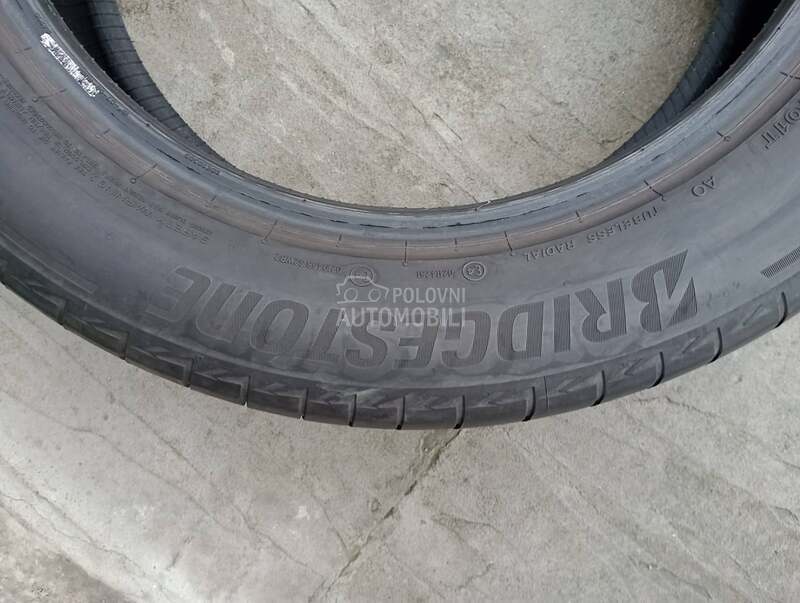 Bridgestone 235/55 R19 Letnja