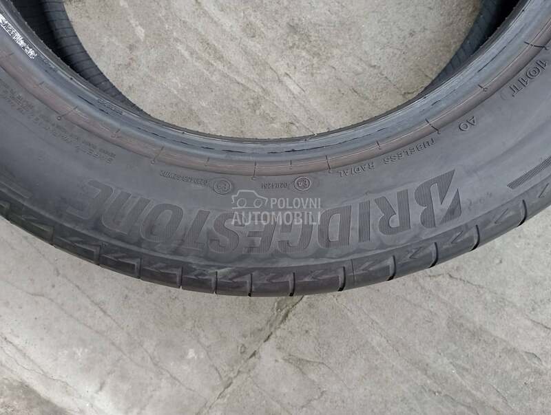 Bridgestone 235/55 R19 Letnja