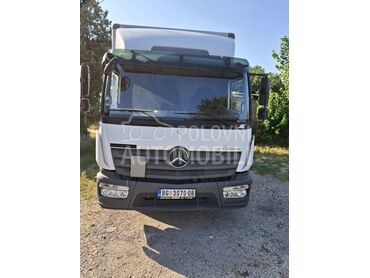 Mercedes Benz 818 furgon