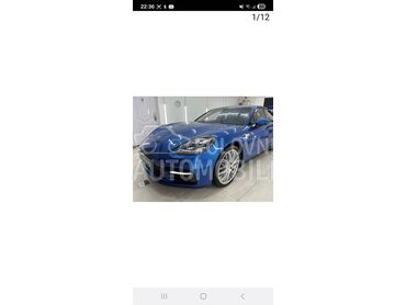 Porsche Panamera 4s V8