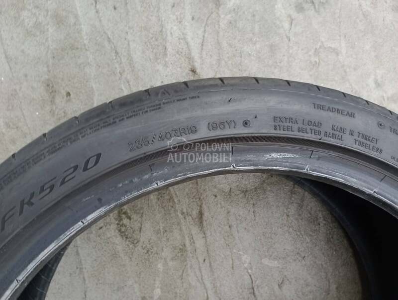 Falken 235/40 R19 Letnja