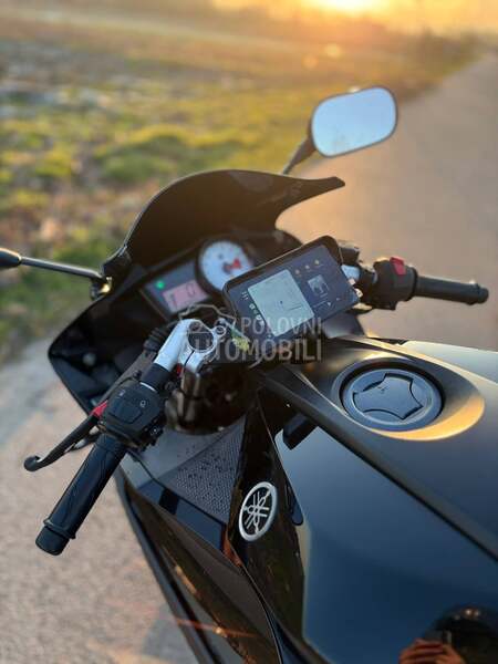 Yamaha r125