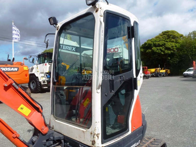 Kubota U25