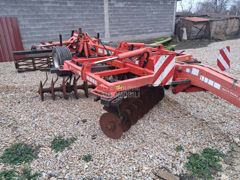 Gregoire Besson Quivogne COMPACT