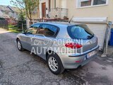 Alfa Romeo 147 1.9 16V