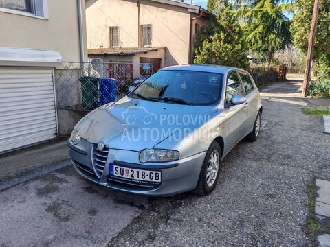 Alfa Romeo 147 1.9 16V