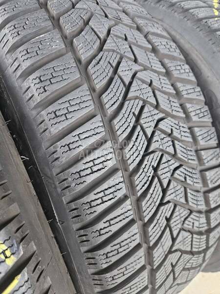 Dunlop 205/55 R16 Zimska