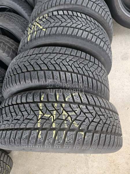 Dunlop 205/55 R16 Zimska