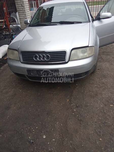 Audi A6 2002. god. -  kompletan auto u delovima