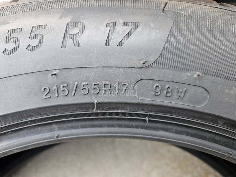 Michelin 215/55 R17 Letnja