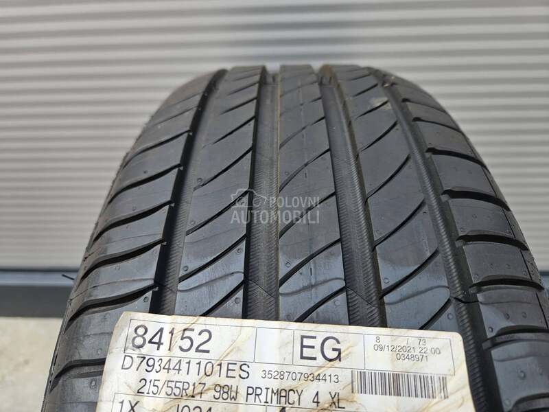 Michelin 215/55 R17 Letnja