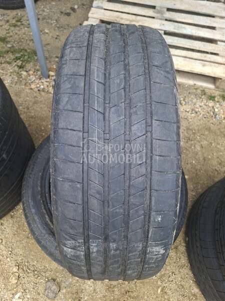 Bridgestone 235/50 R20 Letnja