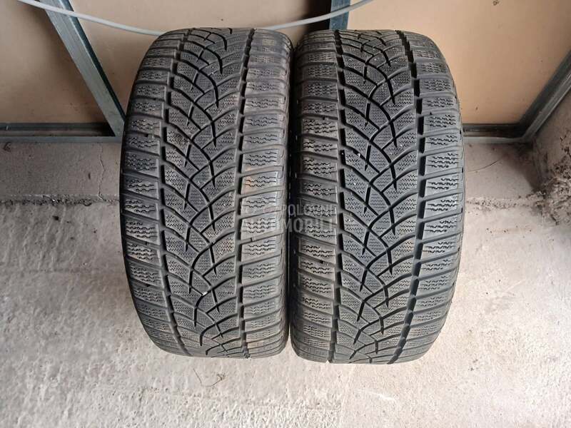 Goodyear 245/40 R18 Zimska