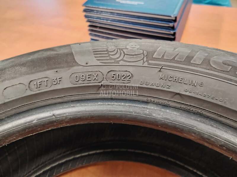 Michelin 215/55 R17 Letnja