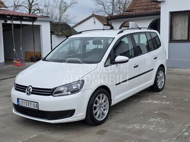 Volkswagen Touran 1.6TDI//NOV